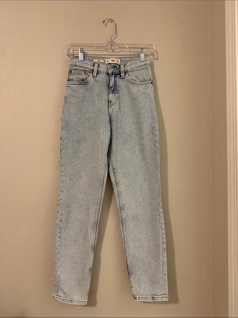 MNG- Light Wash High-Rise Women’s Jeans